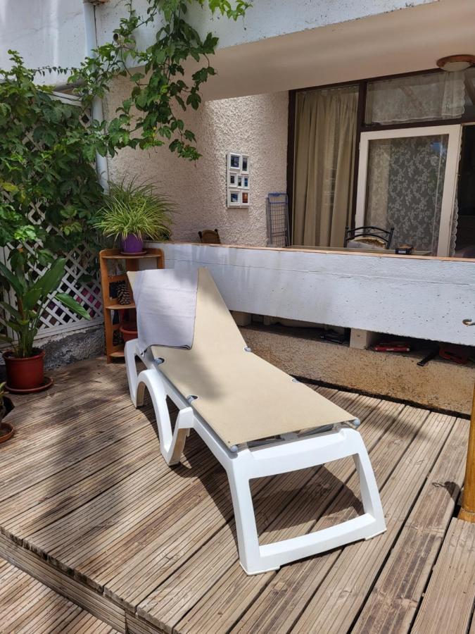 Studio With Garden Arona  Extérieur photo