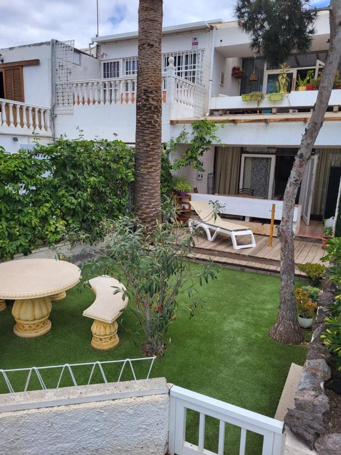 Studio With Garden Arona  Extérieur photo